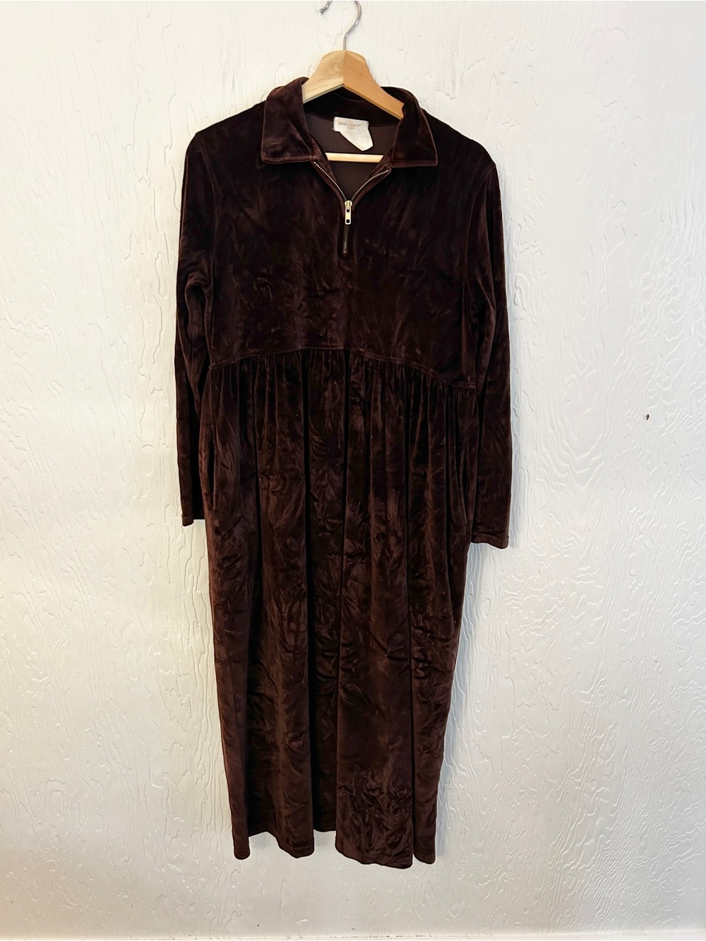 Jones NewYork Y2K Velvet Babydoll Midi Dress Brown Medium Autumn Granola Girl
